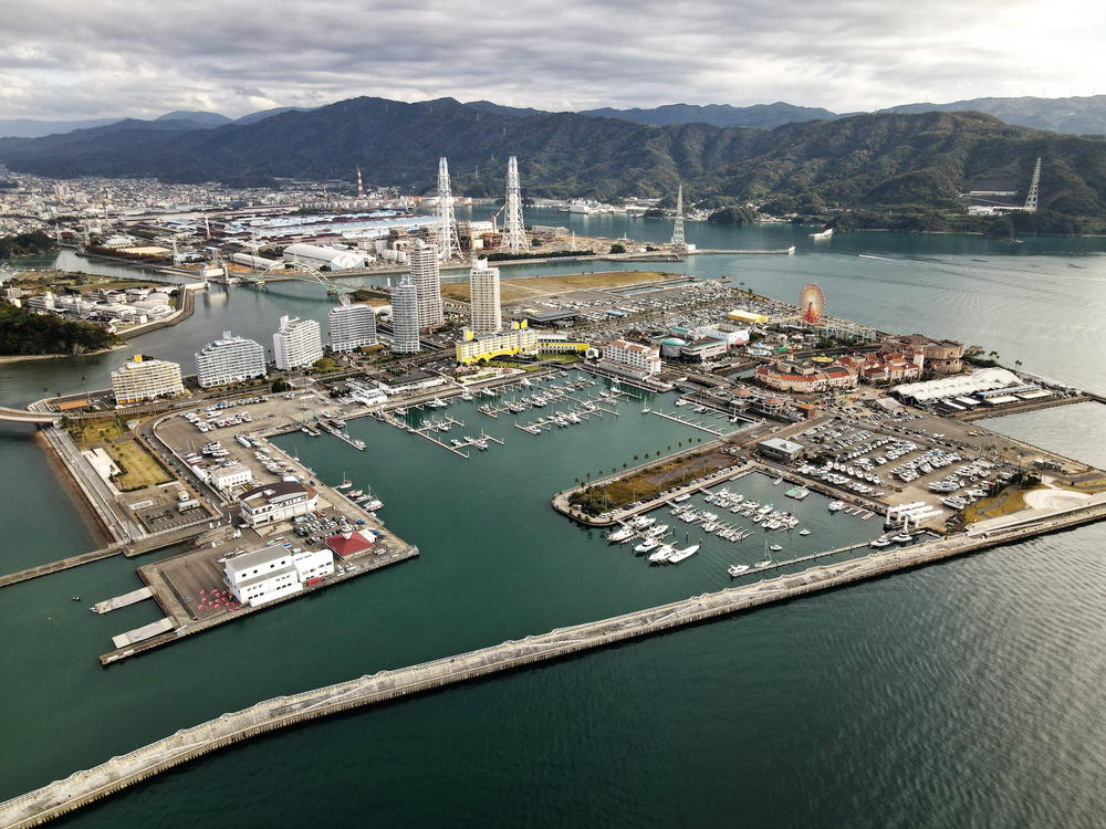 Wakayama Marina City